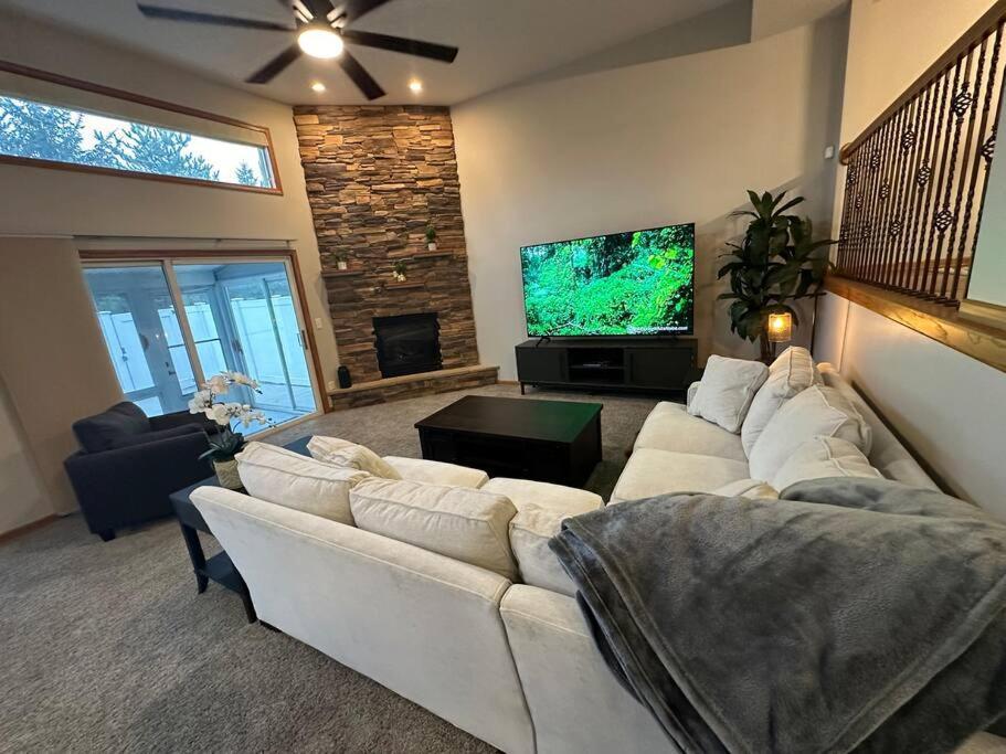 Inviting 3 Bed 2.5 Bath Townhome In Wadsworth Екстер'єр фото