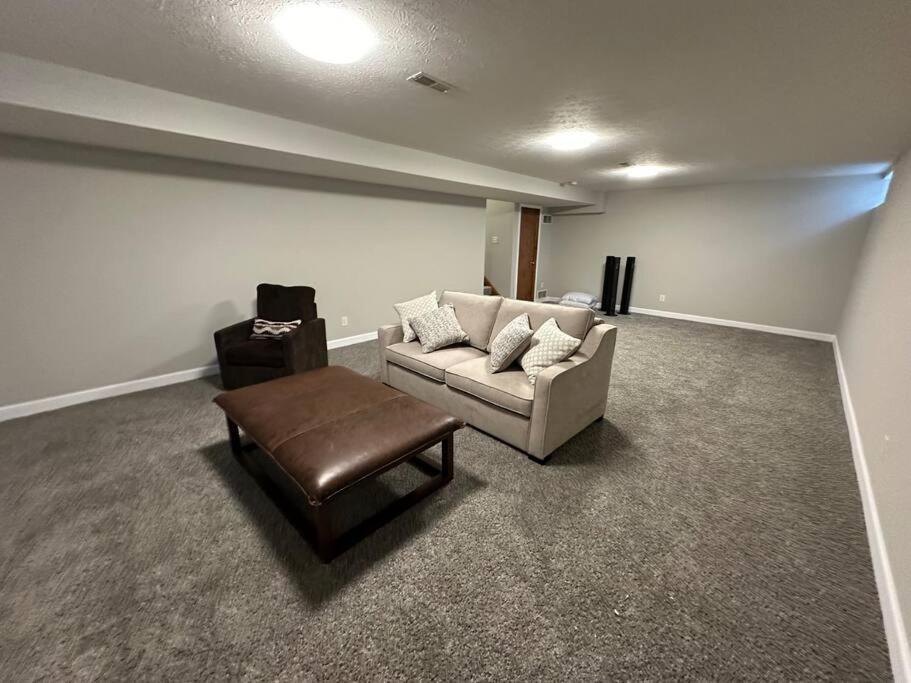 Inviting 3 Bed 2.5 Bath Townhome In Wadsworth Екстер'єр фото